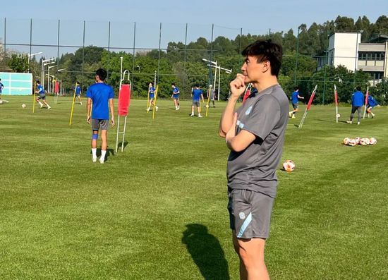 亚洲黄色网址大全
